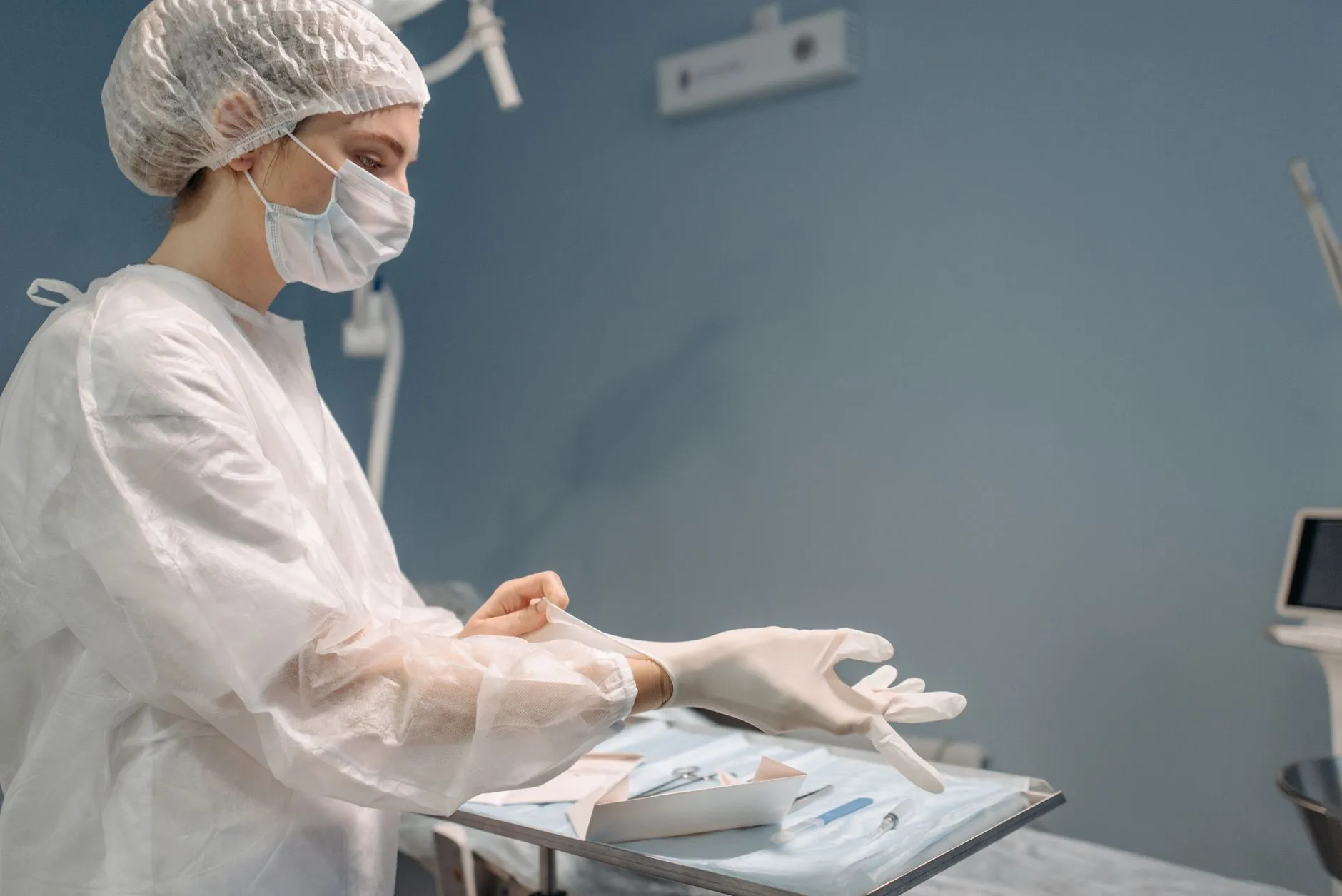物理灭蚊与化学驱蚊对比：电蚊拍、蚊香液与电热蚊香片选用分析